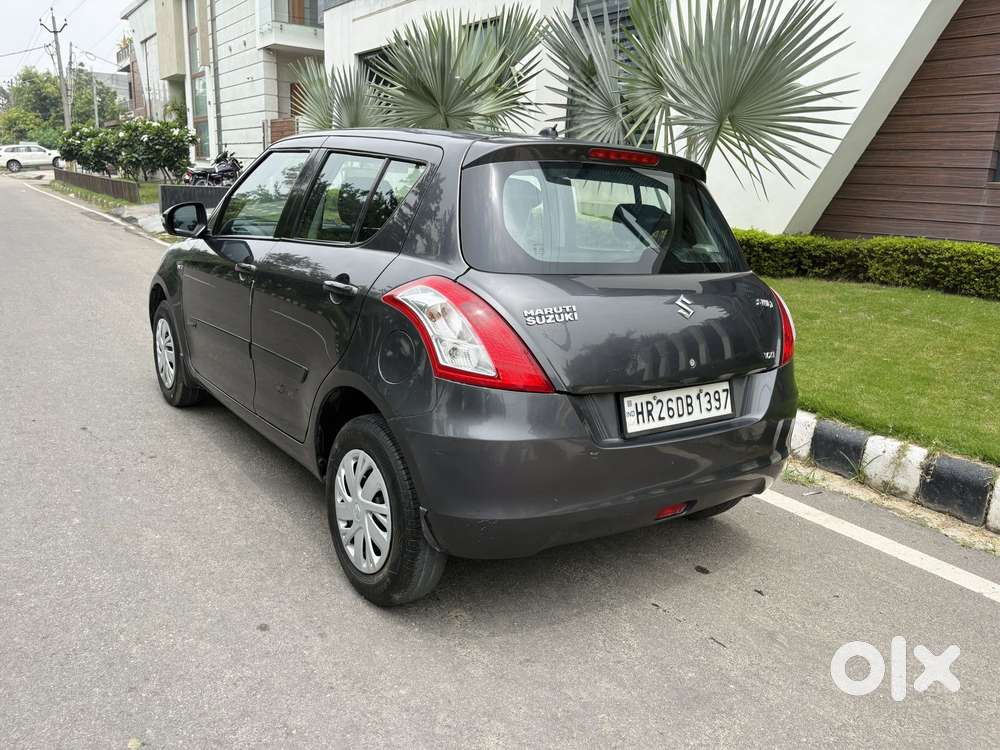 Maruti Suzuki Swift Vxi + Manual, 2016, Petrol