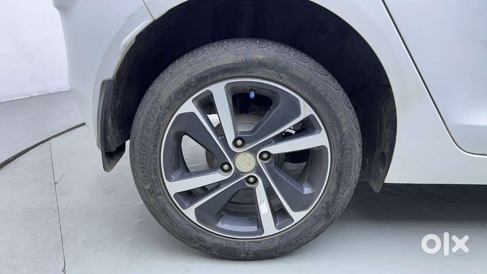 Tata Altroz 1.5 Xz Plus Diesel, 2022, Diesel