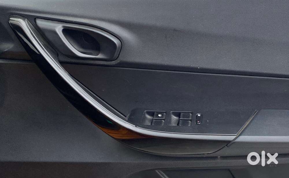Tata Tiago Nrg Petrol, 2018, Petrol