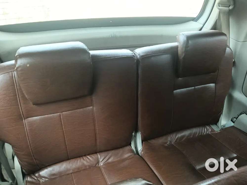 Toyota Innova 2.0 Gx 2015