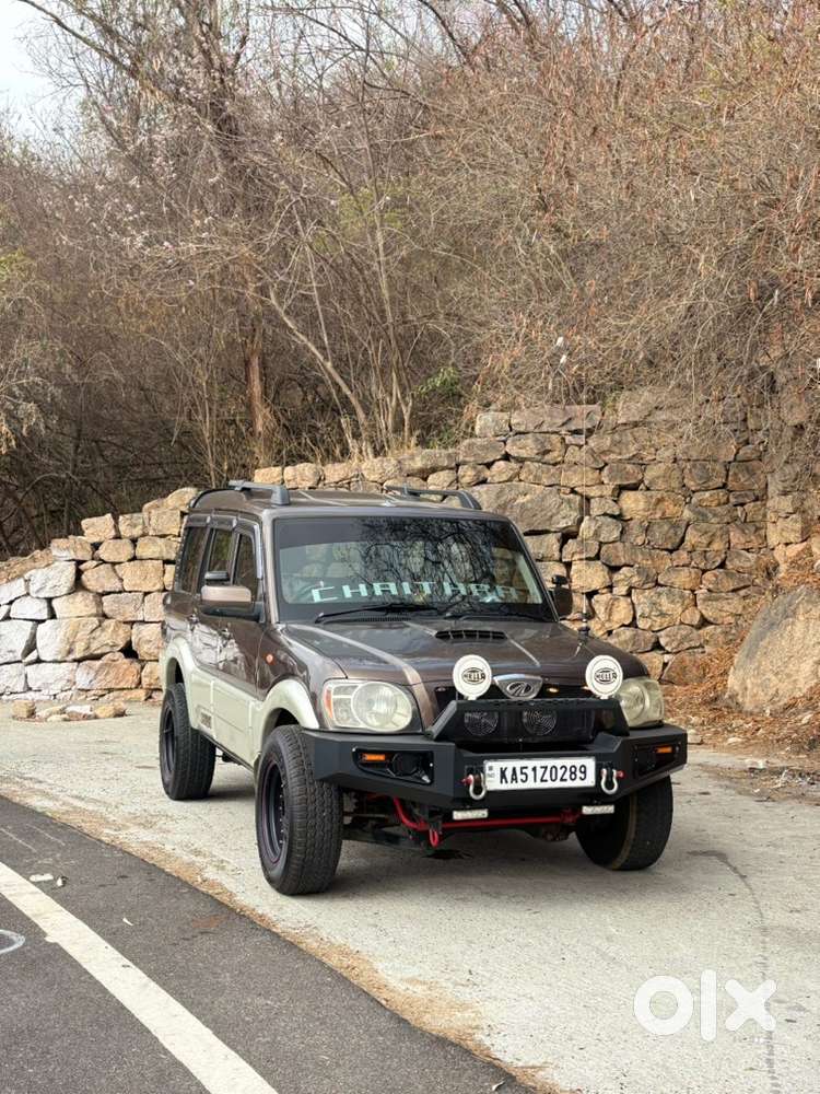 Mahindra Scorpio 2009 Diesel 230000 Km Driven