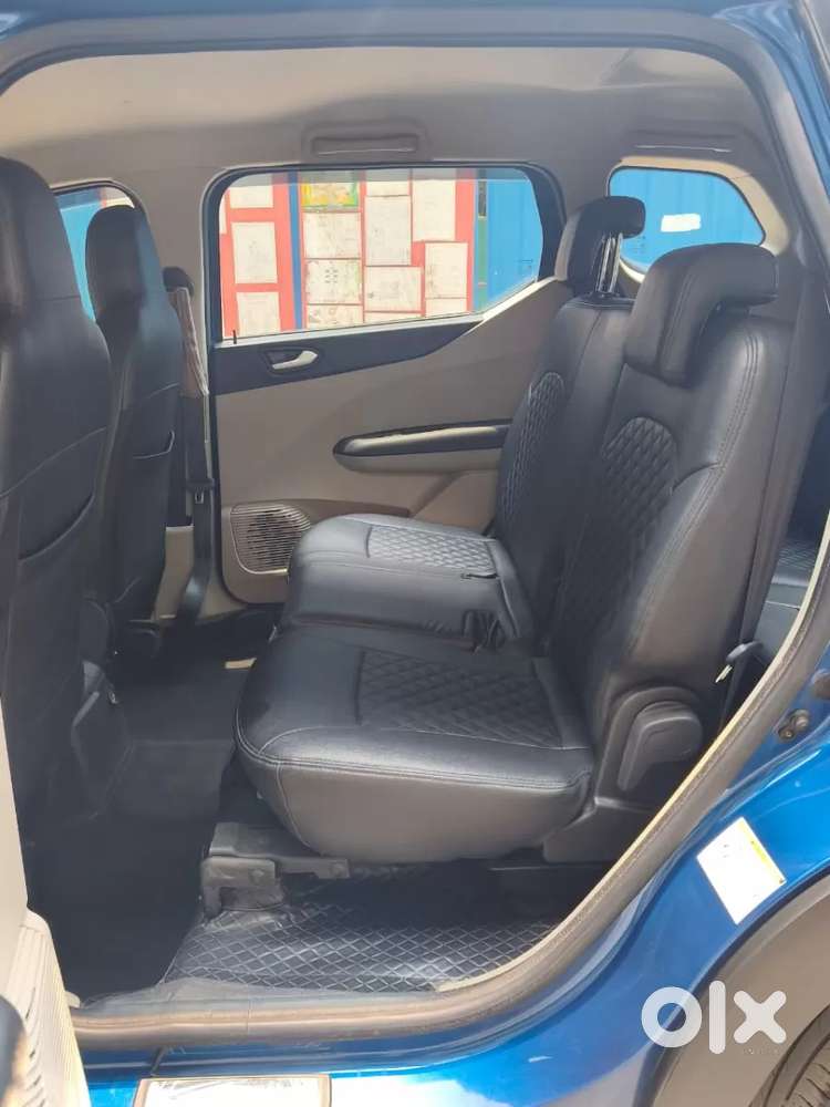Renault Triber Rxz Easy-r Amt, 2023, Petrol
