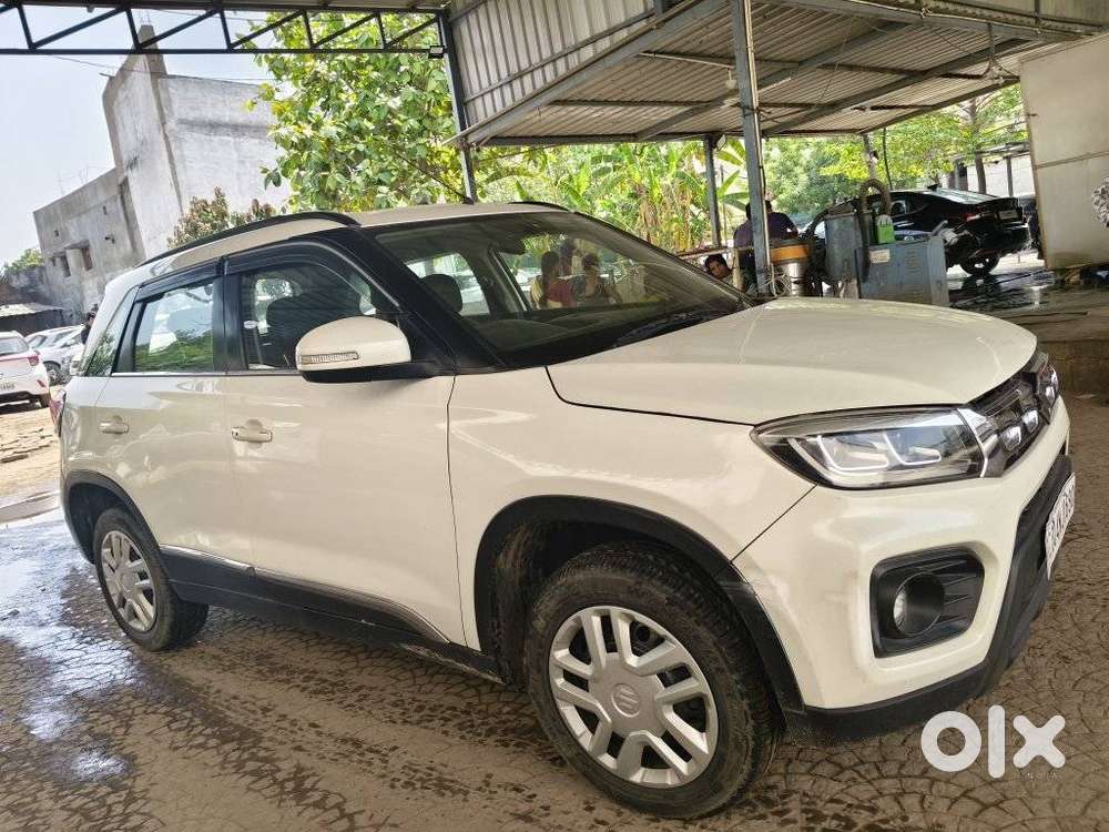 Maruti Suzuki Brezza Vxi At, 2020, Petrol