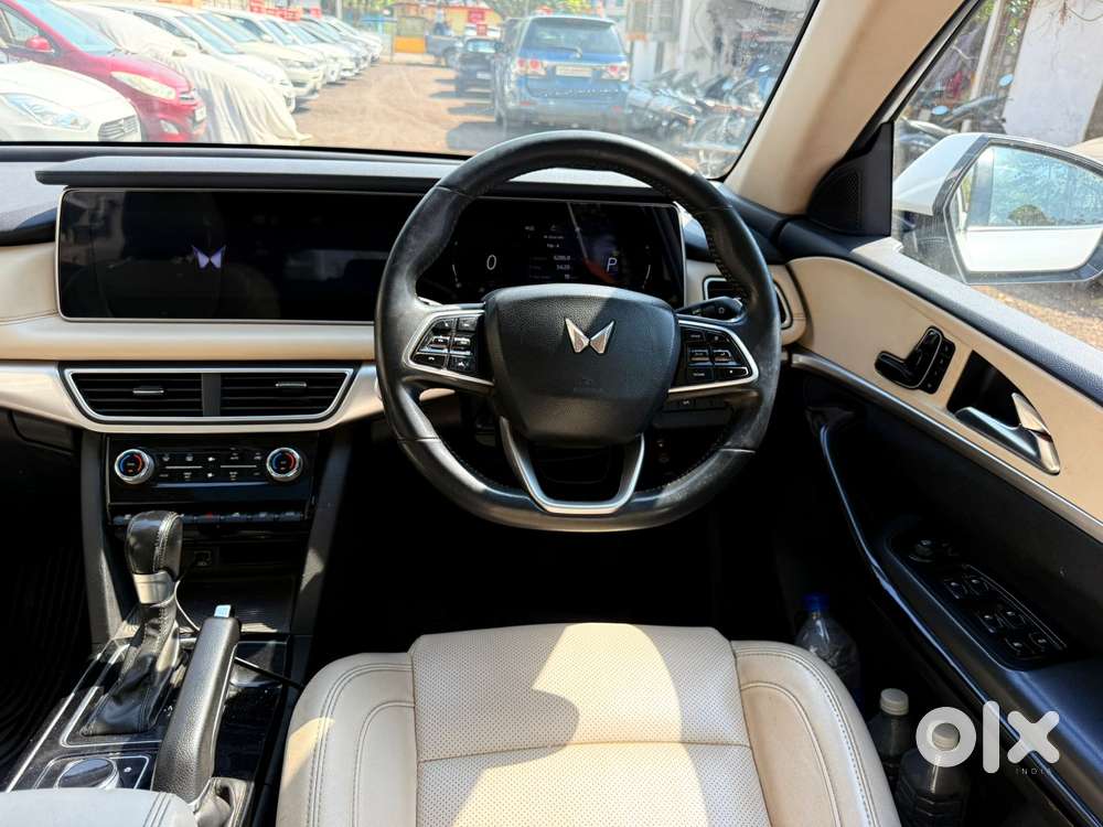 Mahindra Xuv700 2.2 Ax 7 Diesel At Luxury Pack Str, 2022, Diesel