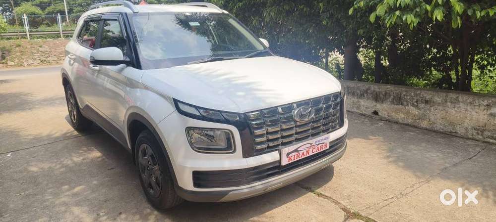 Hyundai Venue S Diesel, 2023, Diesel