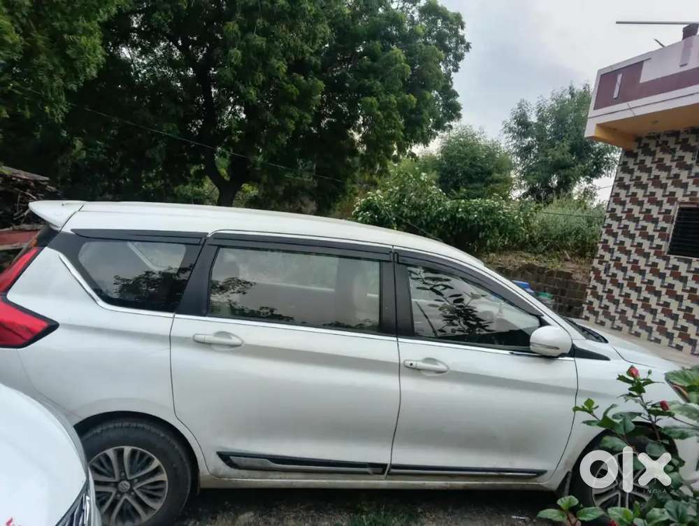 Maruti Suzuki Ertiga Vxi 2024