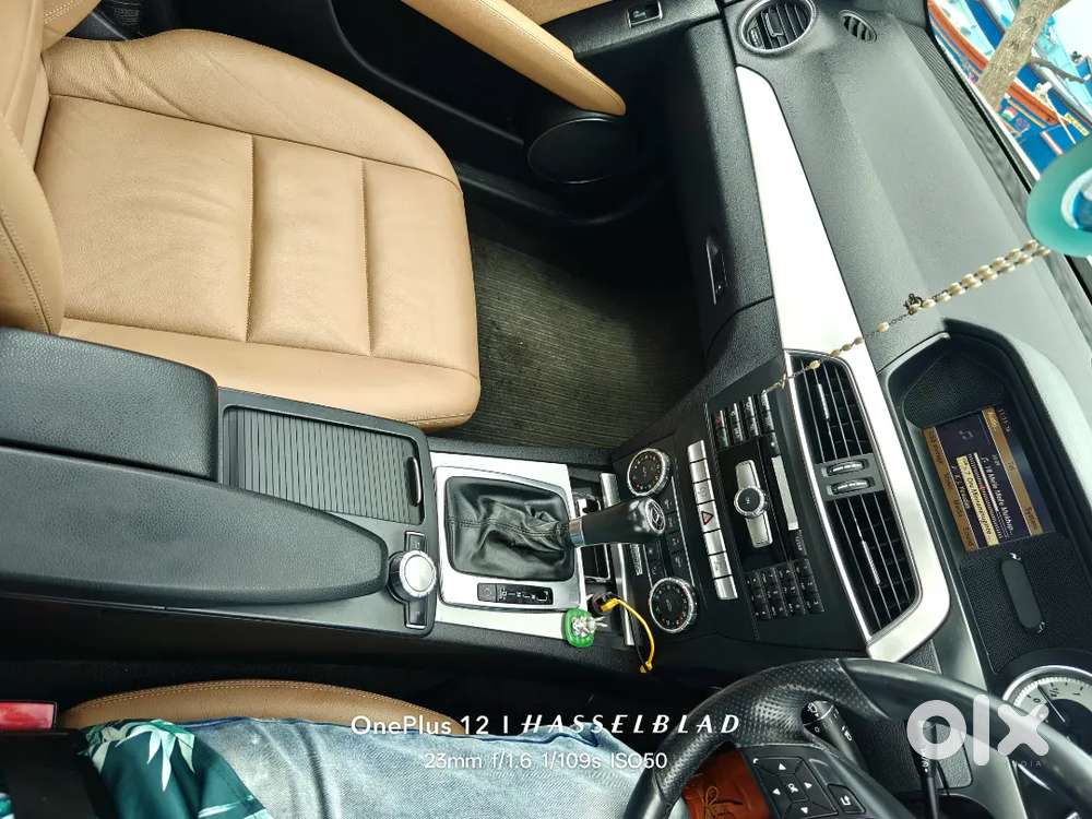 Benz C Class C200 - Original Kerala - 2011 - Petrol Automatic - Rwd
