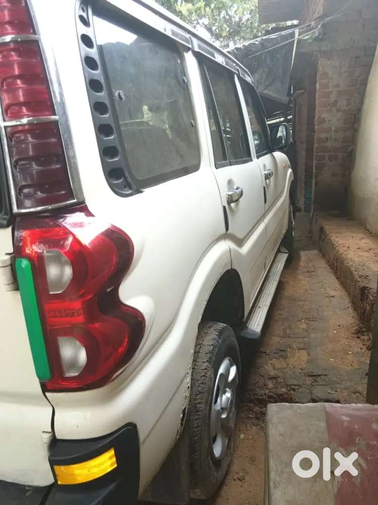 Mahindra Scorpio 2013 Diesel Manual Car