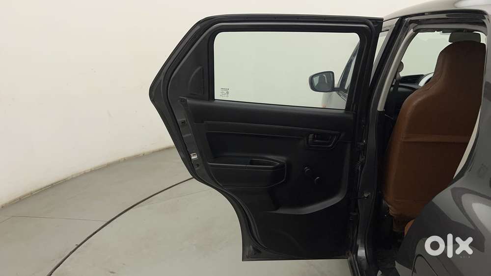 Maruti Suzuki S-presso Vxi Plus, 2025, Petrol