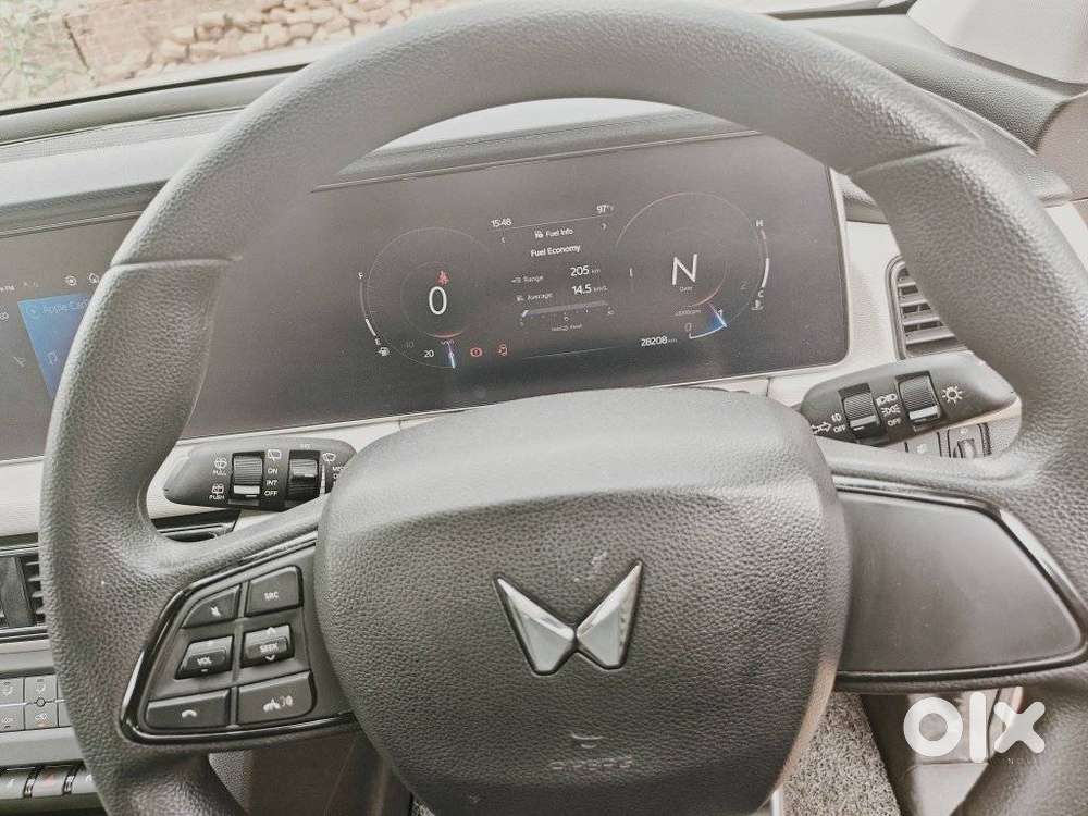 Mahindra Xuv700 2.2 Ax 3 Diesel Mt 5 Str, 2022, Diesel