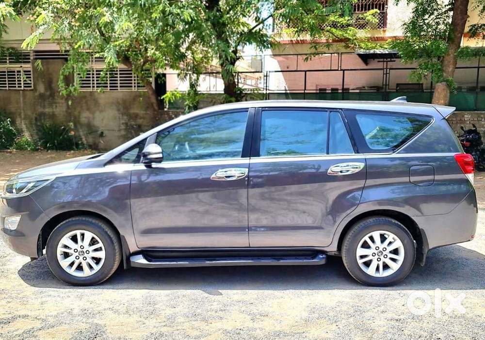 Toyota Innova Crysta