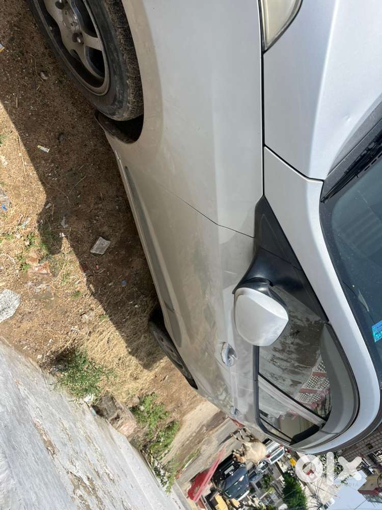 Hyundai Grand I10 2014 Car ( Cng + Petrol )
