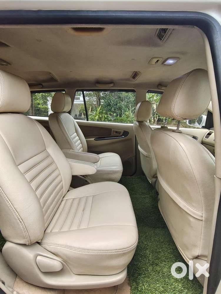 Toyota Innova 2008 Diesel Well Maintained