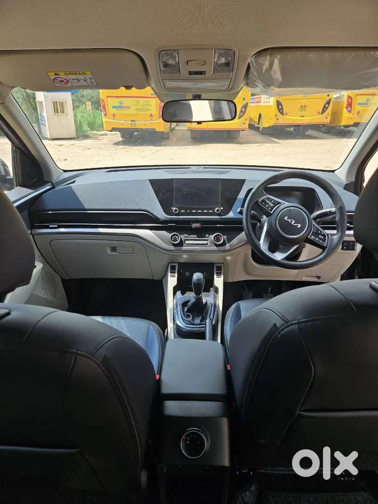 Kia Carens Premium O, November 2024 Model, Kms 5733 Only