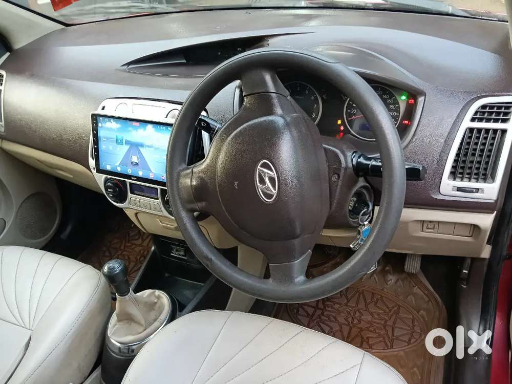 Urgent Sell, Gari Full Condition Me H,2031 Tak Passing Kiya Hua H.