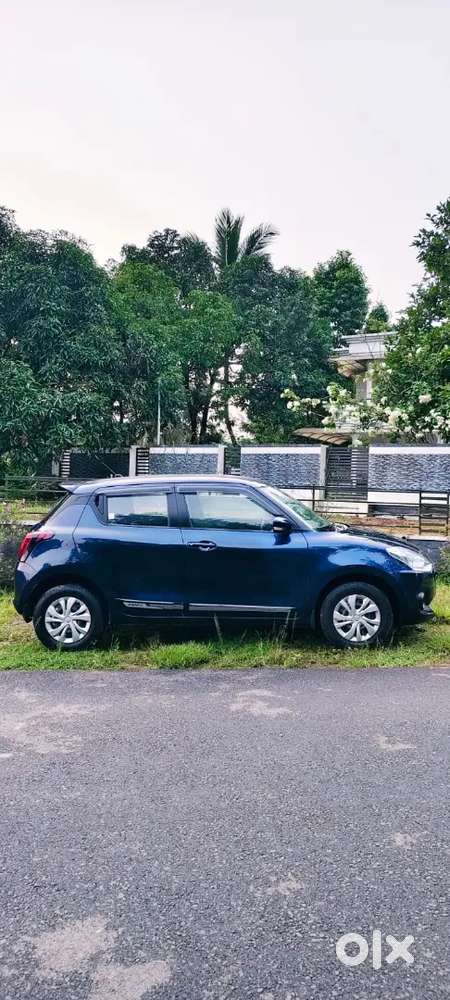Maruti Suzuki Swift 2023 4 Cylinder