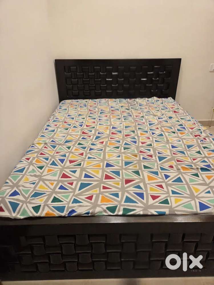 Bed and wakefit mattress