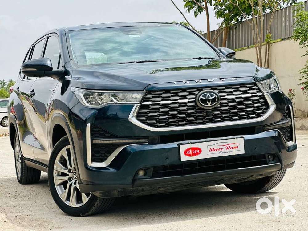 Toyota Innova Hycross 2.0 Zx Hybrid 7 Str, 2024, Petrol