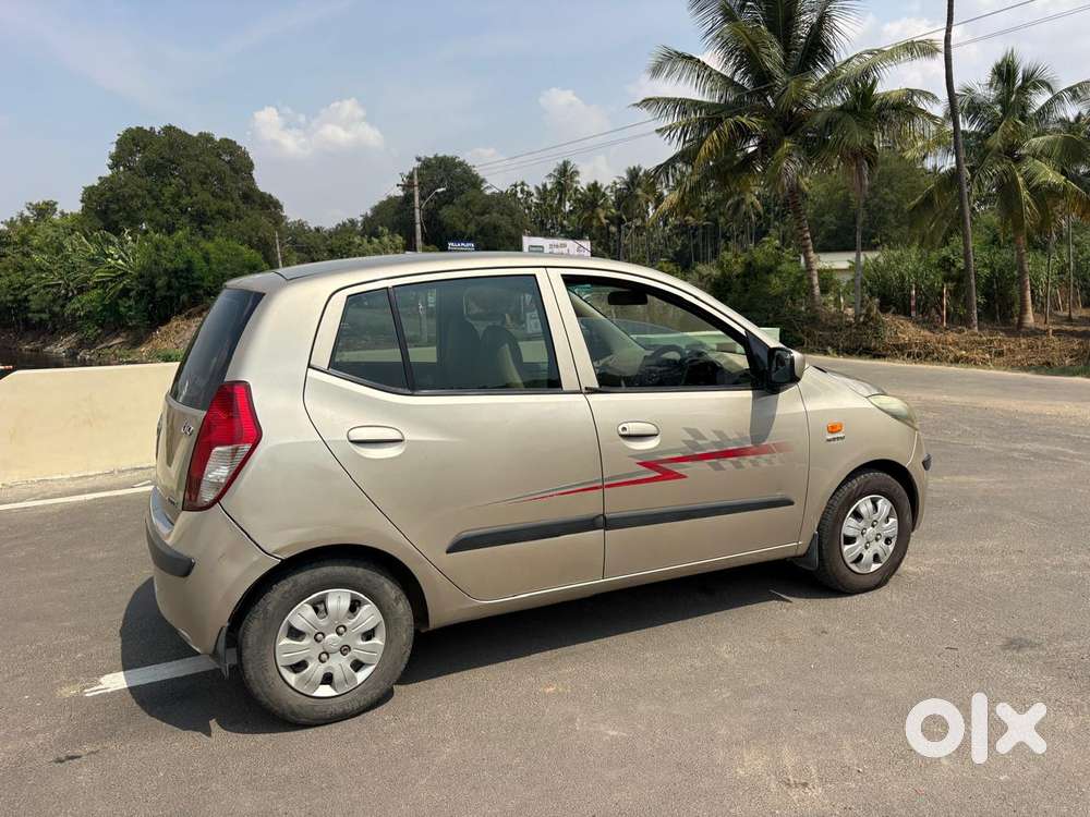 Hyundai I10 Magna At, 2010, Petrol