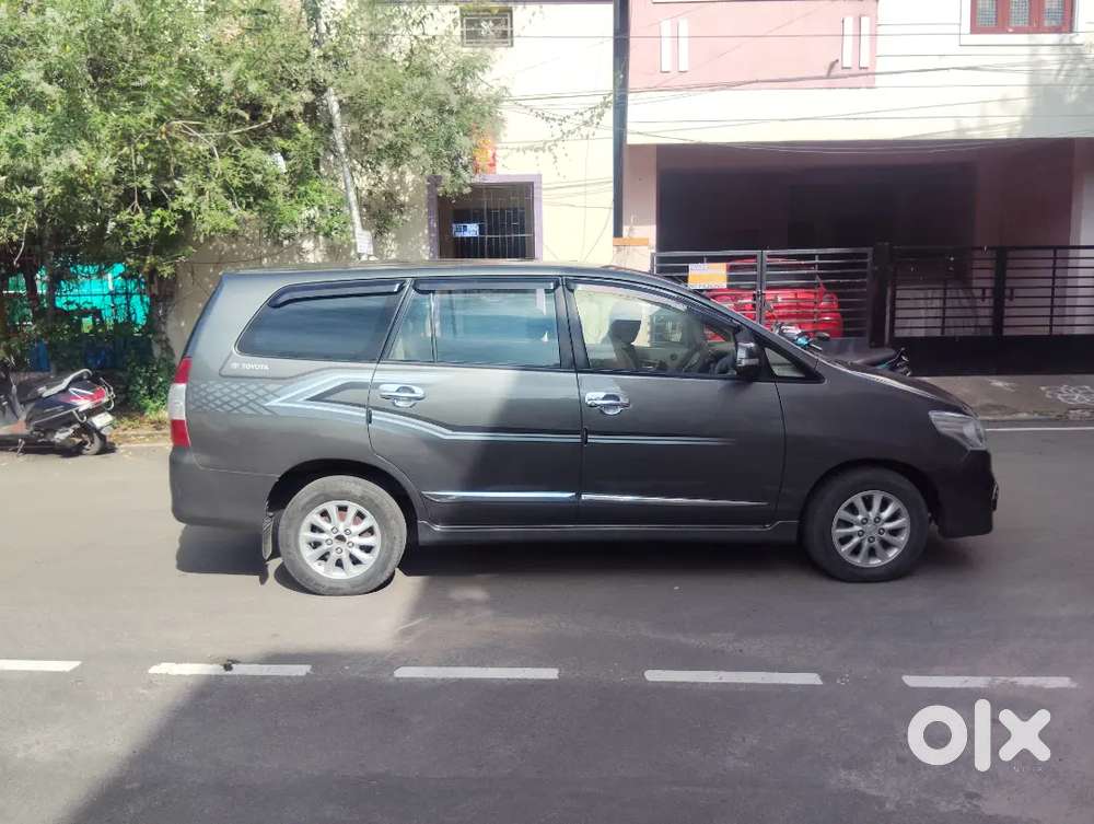 Toyota Innova 2013 Desial