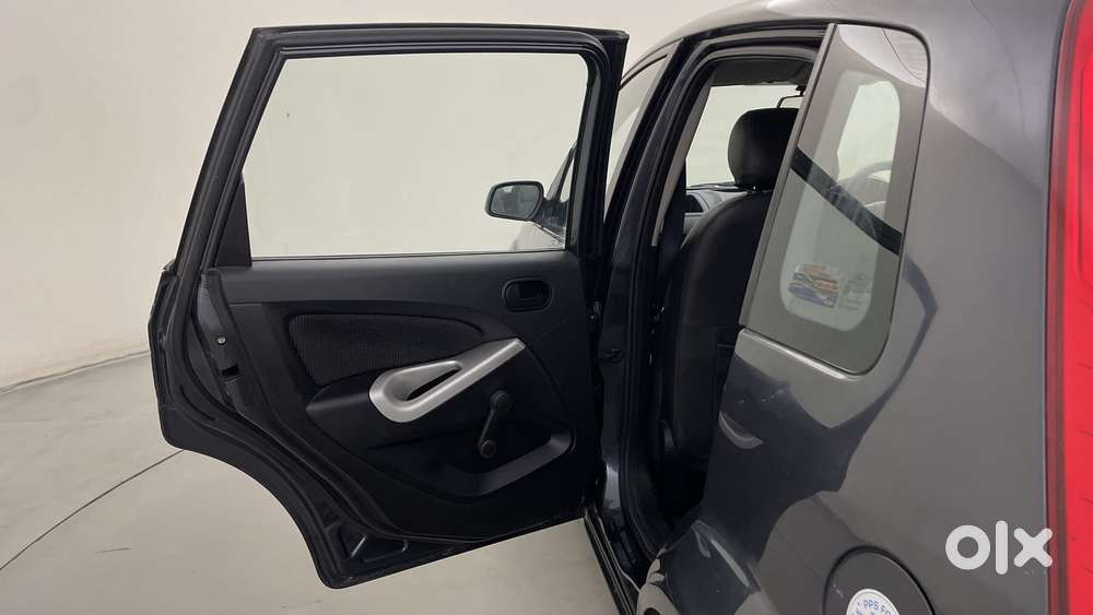 Ford Figo 2010-2012 Petrol Zxi, 2013, Petrol