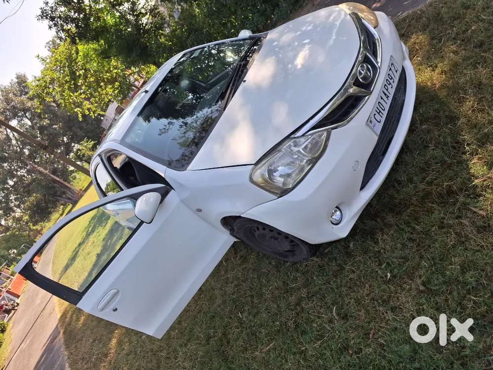 Well Maintained Single Hand Drive