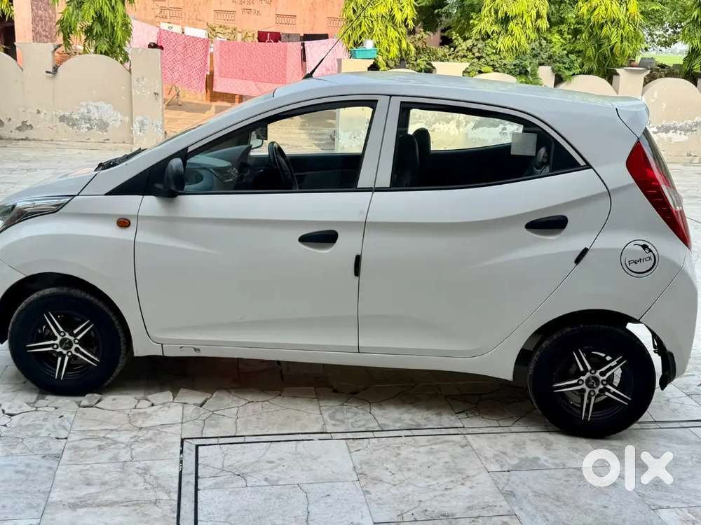 Hyundai Eon Magna + 2015