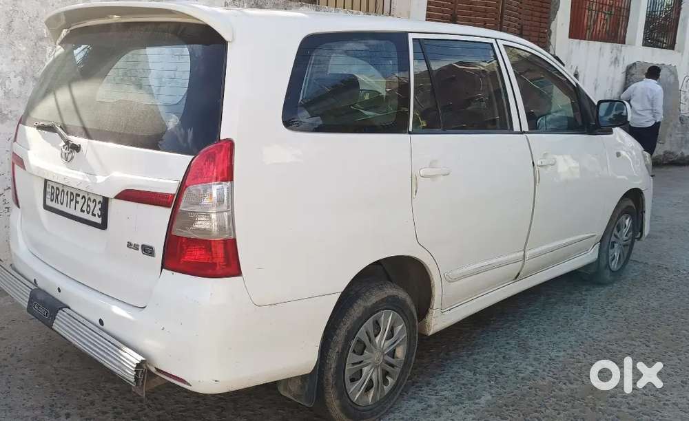 Toyota Innova Hycross 2014 Diesel Variant