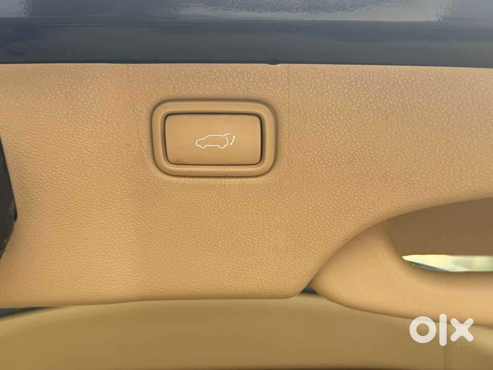 Kia Carnival Limousine, 2022, Petrol