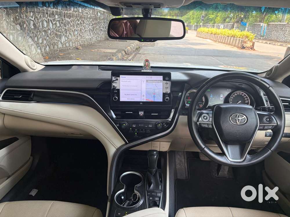 Toyota Camry Hybrid, 2022, Petrol