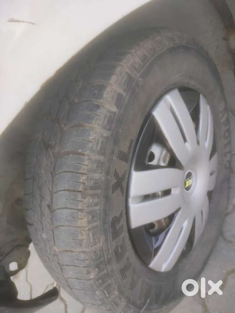 ऑल्टो Lxi फ्रेश कंडीशन Cng कार्ड पर भी चढ़ा है