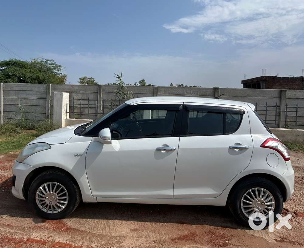 Swift Maruti Petrol 2012