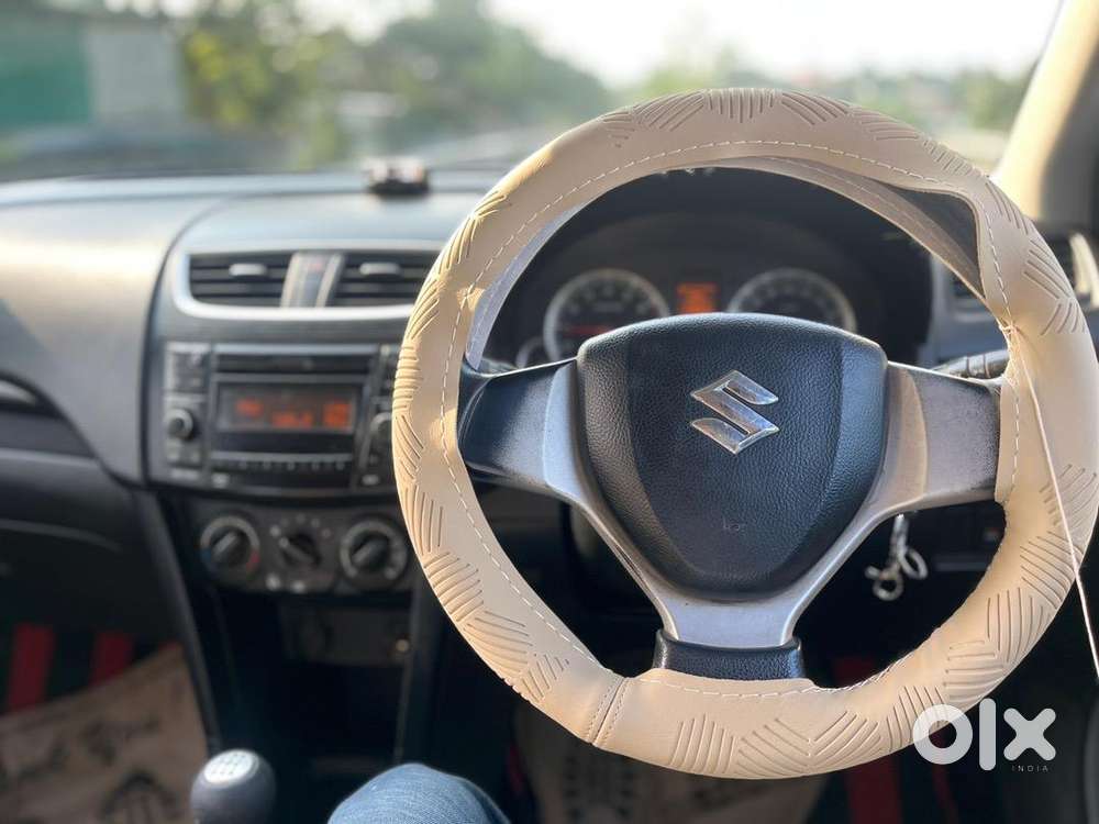 Maruti Suzuki Swift 2016 Petrol 75000 Km Driven