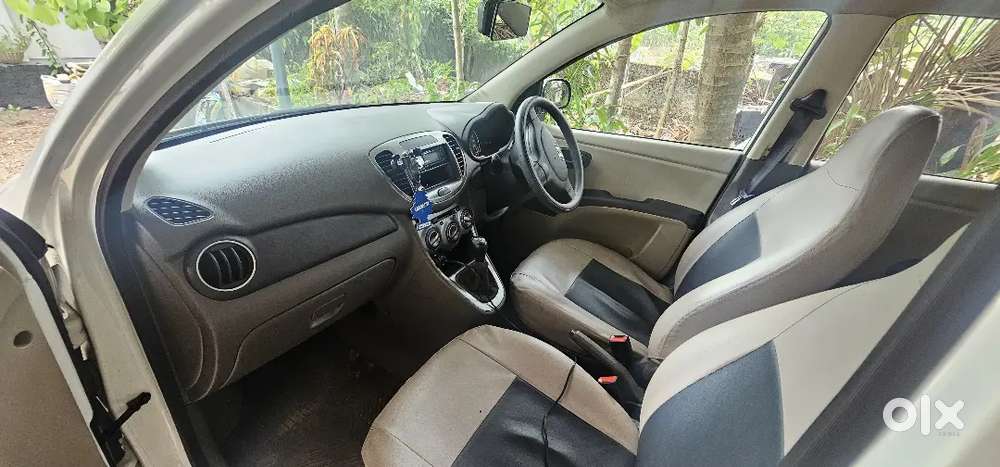 Hyundai I10 2014 Petrol 19300 Km Driven