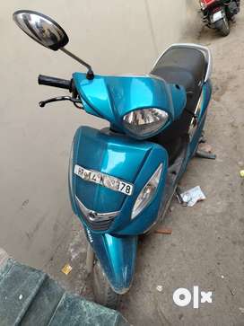 Scooty under 2025 10000 olx