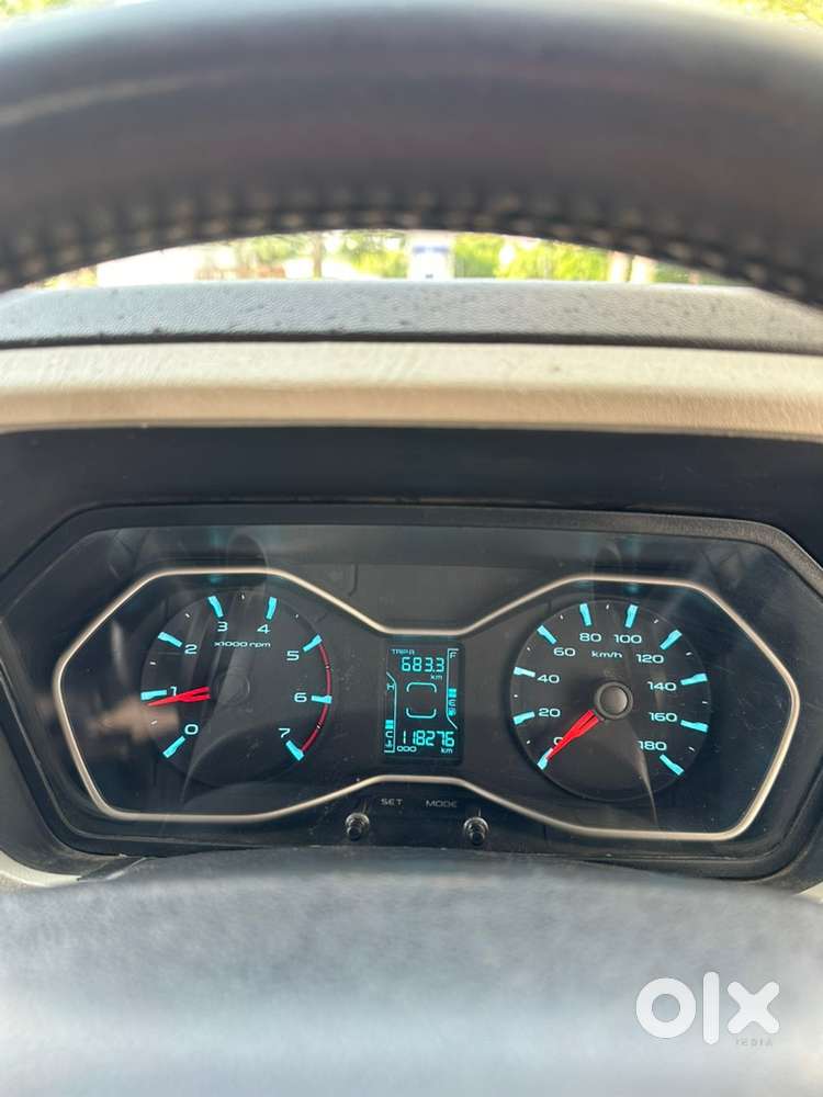 Mahindra Scorpio Classic 2015 Diesel Manual