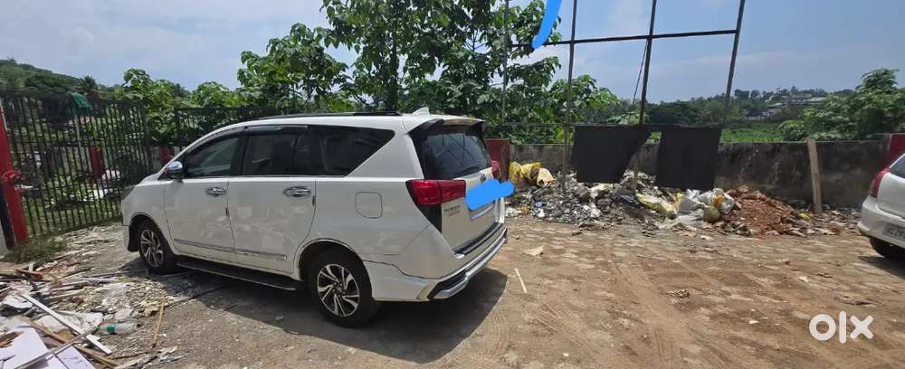 Toyota Innova Crysta 2022 Diesel Well Maintained