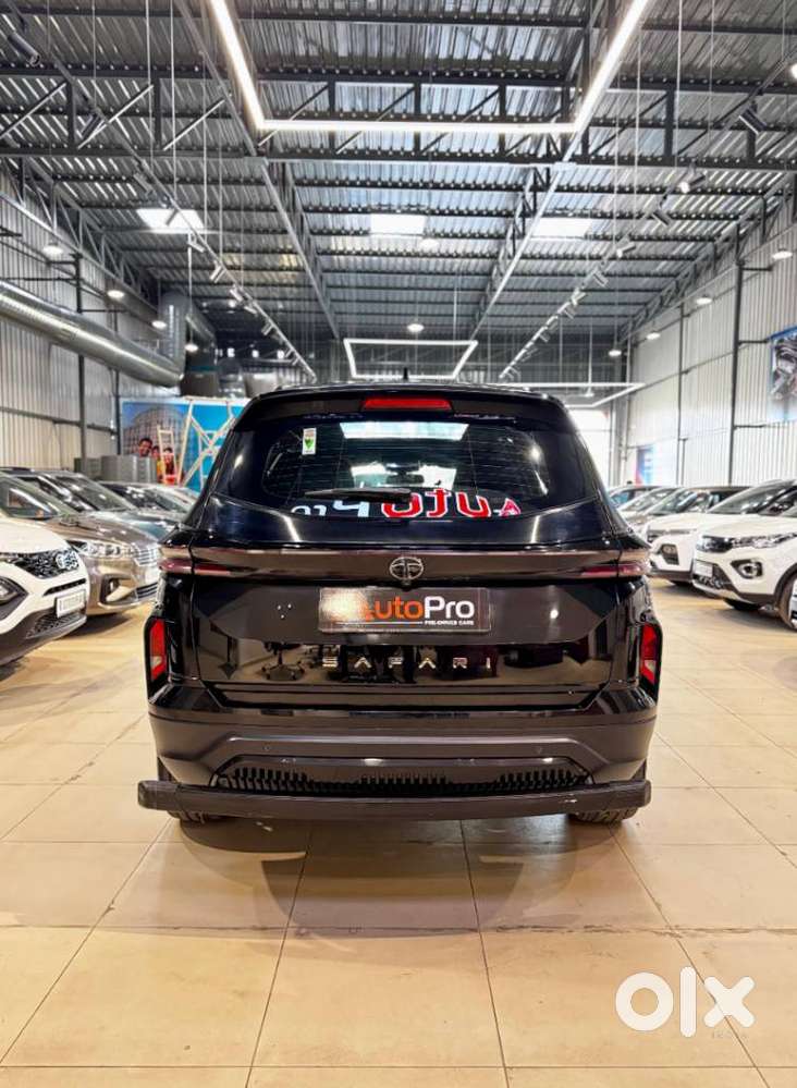 Tata Safari Accomplished X Plus 7 Str Dark Edition At, 2024, Diesel
