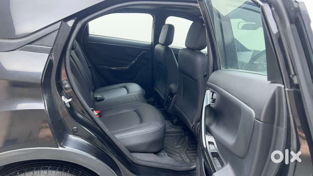 Tata Nexon 1.5 Revotorq Xza Plus S Amt, 2023, Petrol