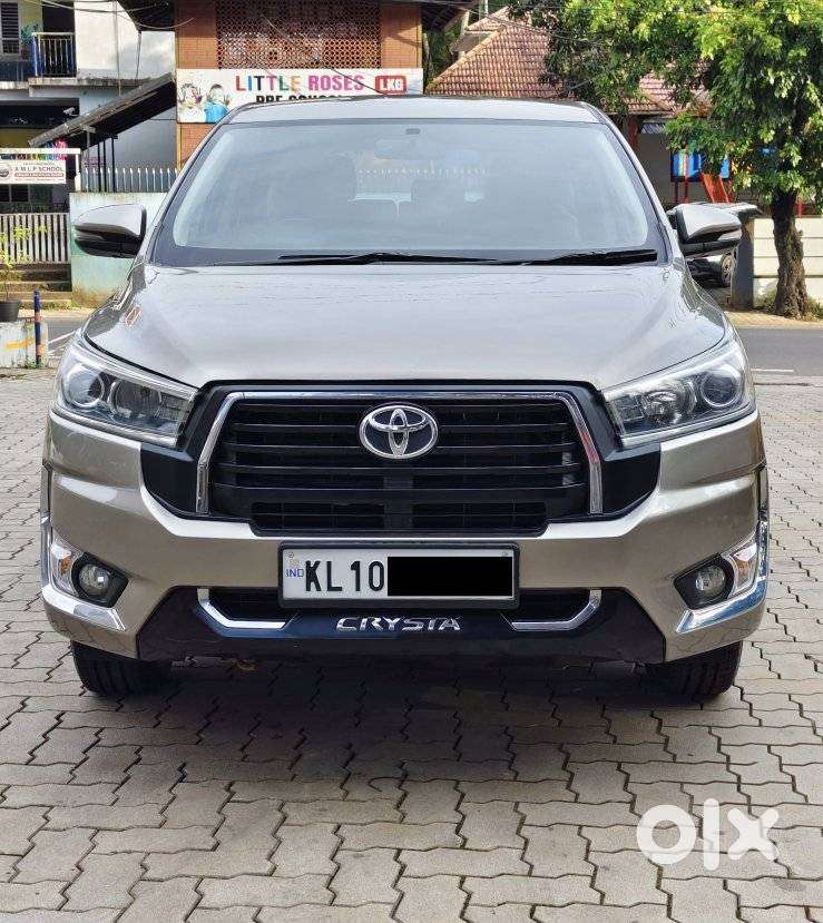 Toyota Innova Crysta 2.4 Vx Mt 8s, 2016, Diesel