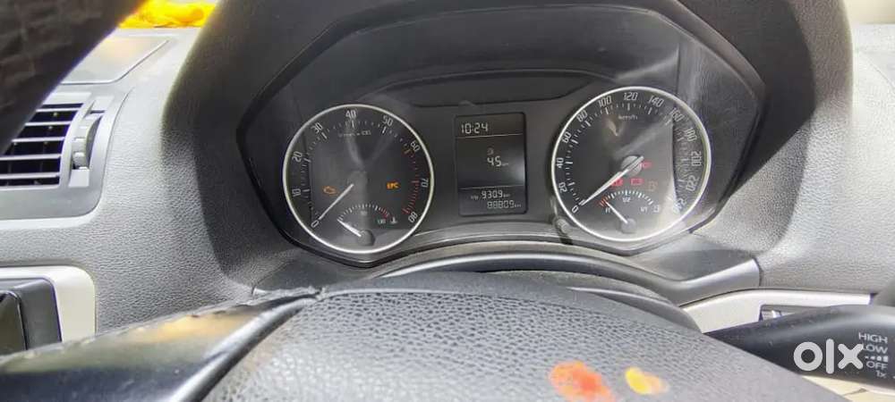 Skoda Laura 2011 Petrol Well Maintained