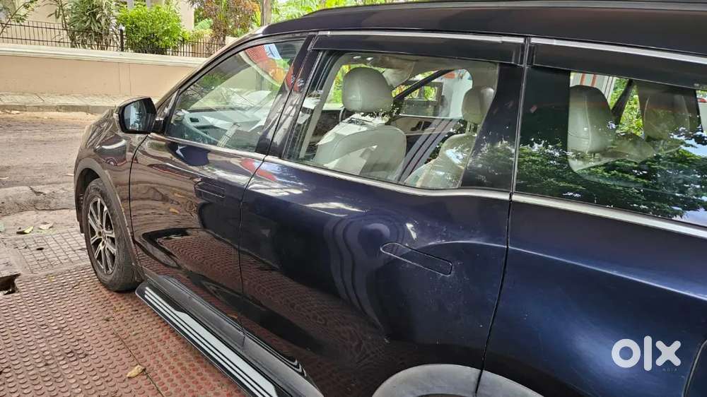 Mahindra Xuv700 2021 Petrol 86000 Km Driven