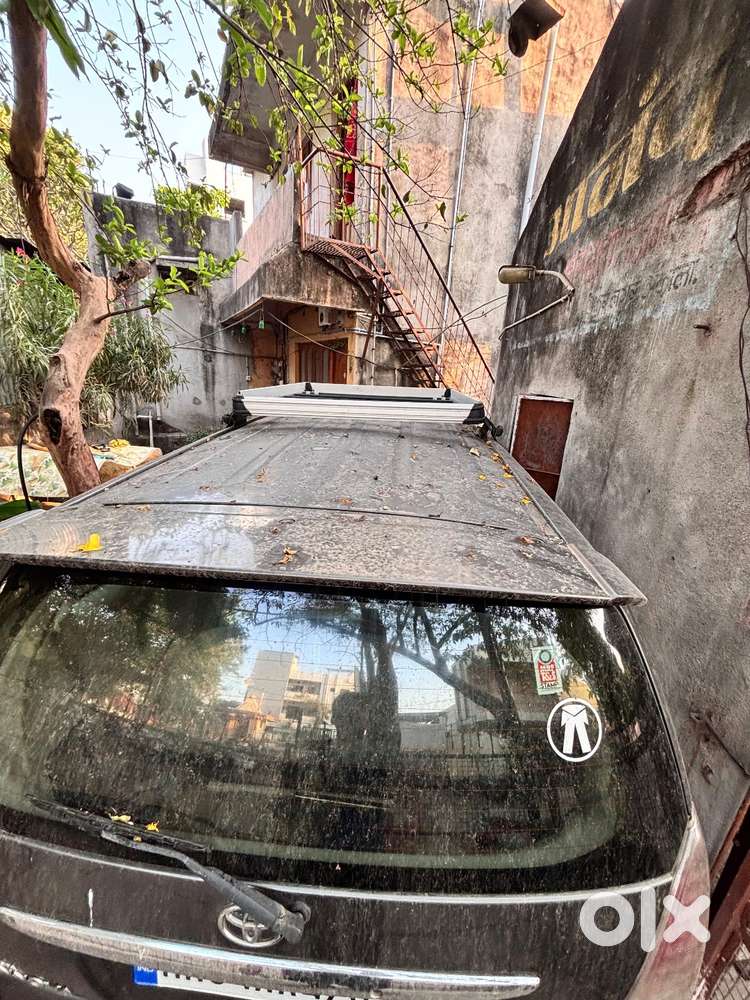 Toyota Innova 2013 Diesel 185000 Km Driven