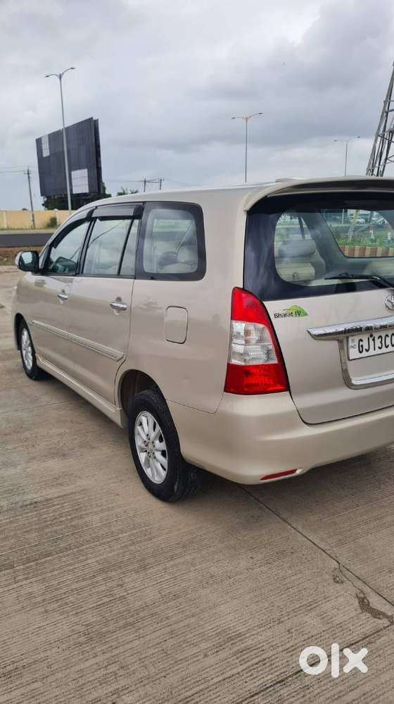 Toyota Innova 2.0 V, 2013, Diesel