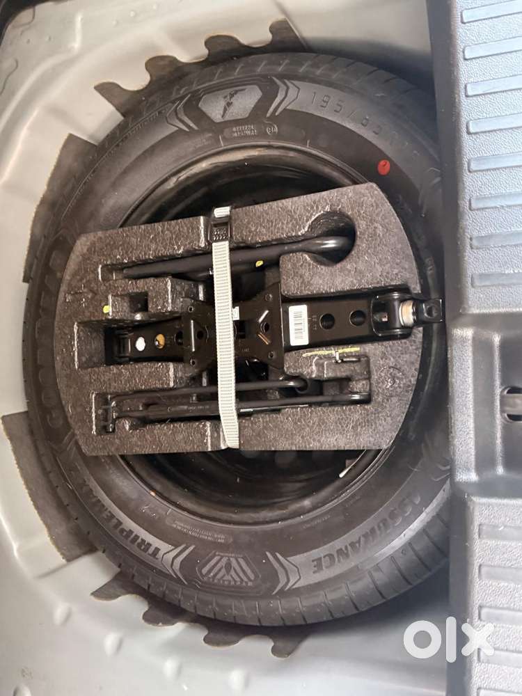 Volkswagen Taigun 1.0 Tsi Topline, 2023, Petrol