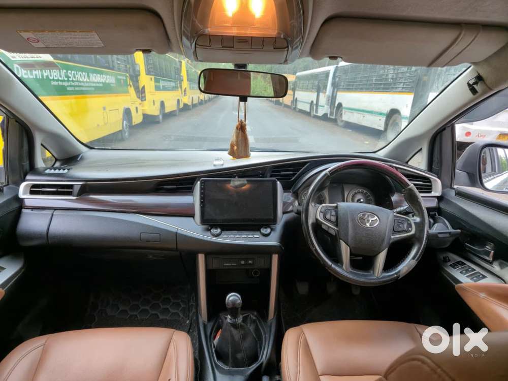 Toyota Innova Crysta 2.7 Vx Mt, 2017, Diesel