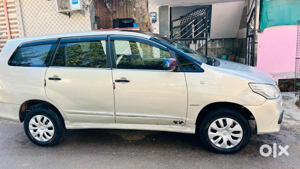 Toyota Innova 2814 Diesel Well Maintained