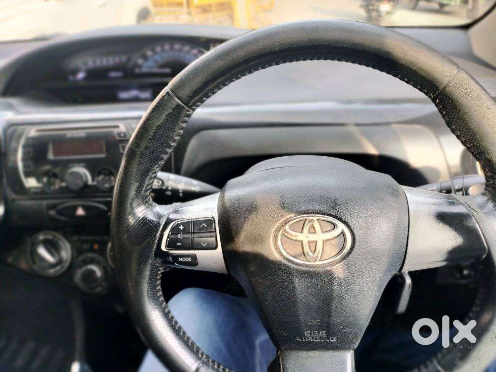 Toyota Etios Liva 1.2 Vx Dual Tone, 2018, Petrol