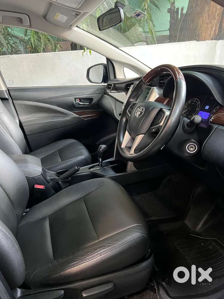 Toyota Innova Crysta [2020-ongoing] 2.4 Gx At 7 Str, 2021, Diesel
