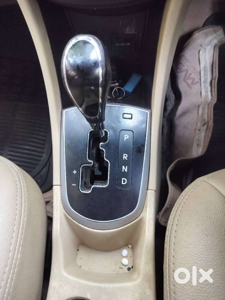 Hyundai Verna Vtvt 1.6 Sx, 2012, Petrol